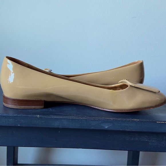 Tory Burch Yardley Patent Leather Flat - Picture 5 of 12